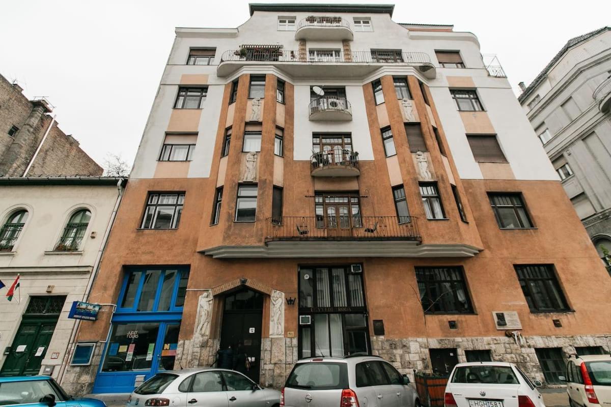 Balaton Apartment Central Budapest Exterior photo