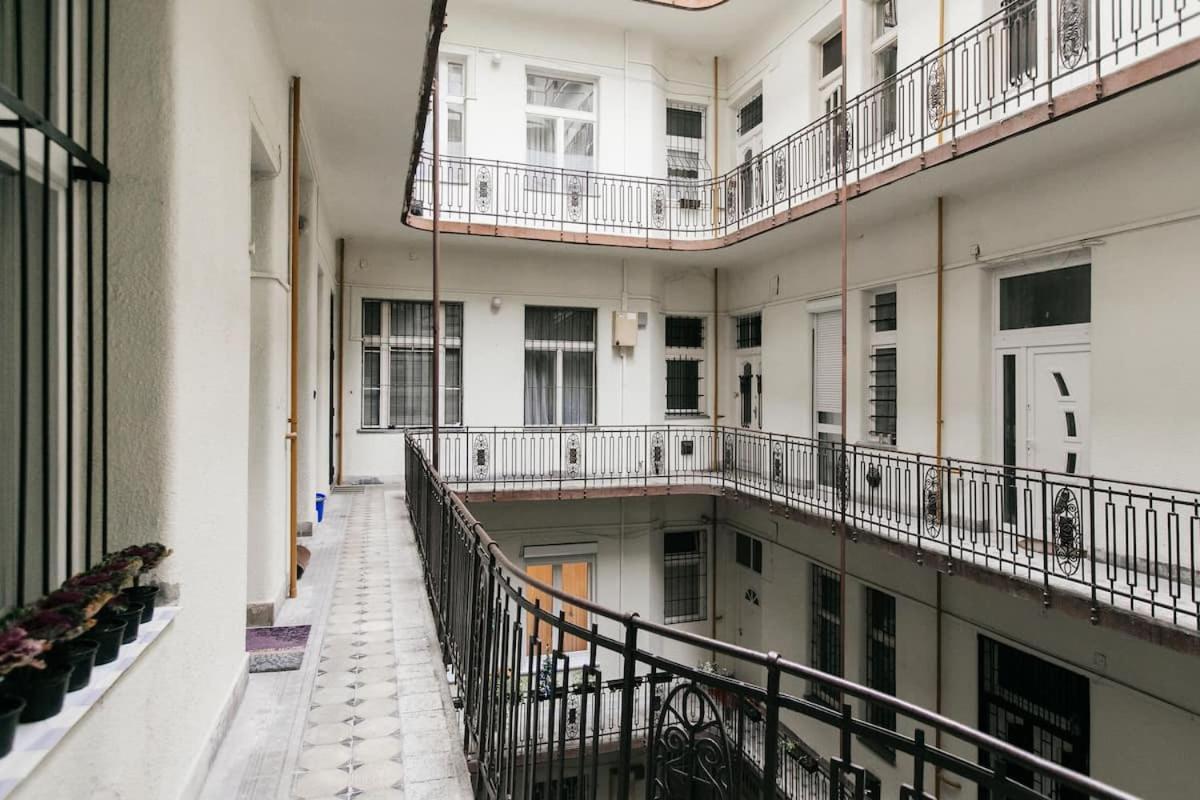 Balaton Apartment Central Budapest Exterior photo